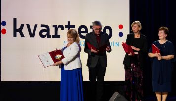 ĽUBA KOĽOVÁ, PIOTR SOCHA, NORA OBRTELOVÁ, ZSUZSA SÁRI